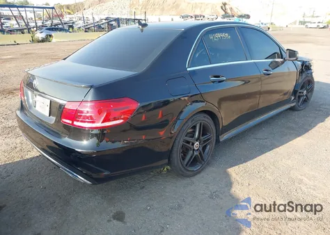 2014 Mercedes-Benz E 350 4Matic z USA, uszkodzony, nr VIN WDDHF8JB8EA810421